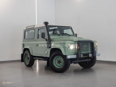 2016 لاند روفر ديفيندير Defender 90 Heritage Edition
