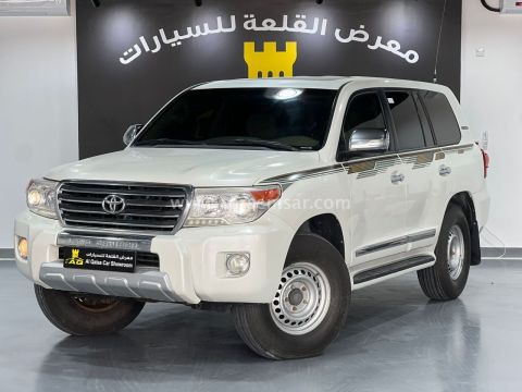 2013 Toyota Land Cruiser GXR V8