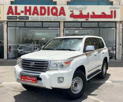 2015 Toyota Land Cruiser GXR V8