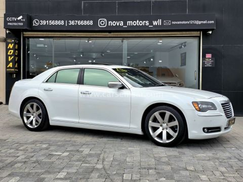 2013 Chrysler 300 C 5.7 Hemi