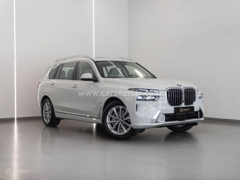 2025 BMW X7 XDrive 40i