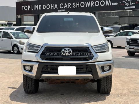 2025 تويوتا هايلكس 2.7 4x4