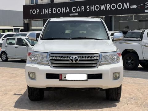 2015 Toyota Land Cruiser GXR V8