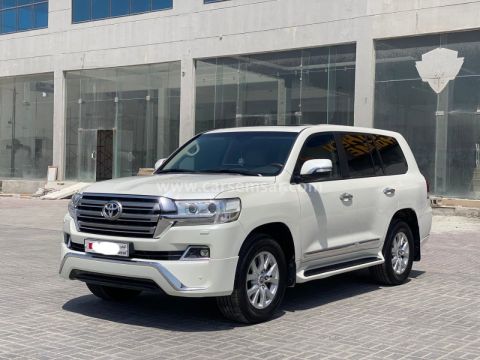2018 تويوتا لاند كروزر GXR V8
