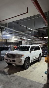 2015 Toyota Land Cruiser VXR