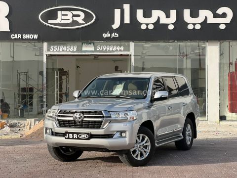 2021 تويوتا لاند كروزر VXR
