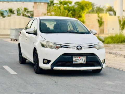 2014 تويوتا يارس 1.5