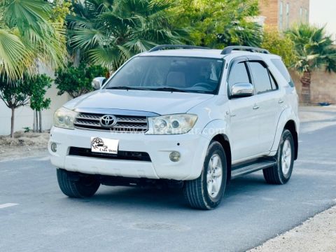 2010 Toyota Fortuner SR5