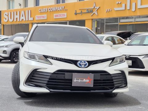 2022 تويوتا كامري هايبرد ال اي