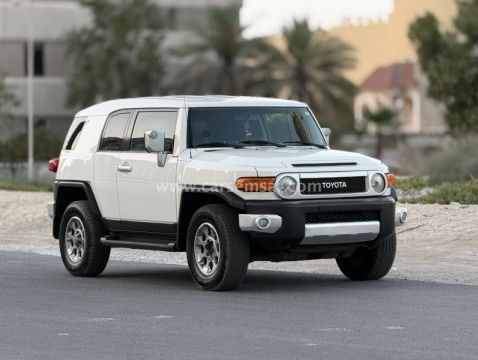 2012 تويوتا إف جي كروزر دفع رباعي