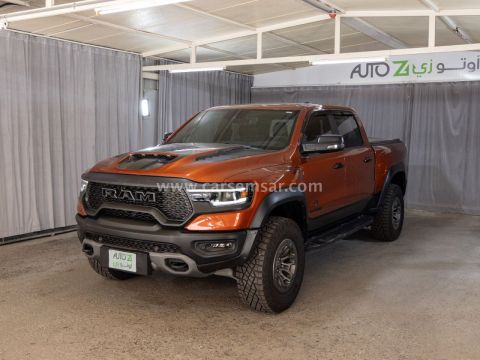 2024 دودج رام RAm TRX Finale Edition