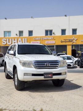 2011 تويوتا لاند كروزر GXR V8