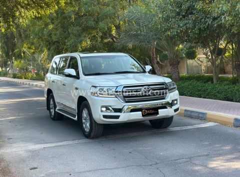 2021 تويوتا لاند كروزر GXR