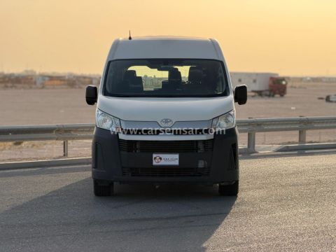 2023 تويوتا هاي إيس Hi-Ace 2.7