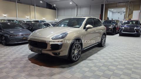 2015 Porsche Cayenne S