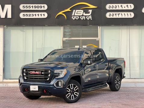 2019 GMC Sierra AT4 6.2 L V8 Crew Cab