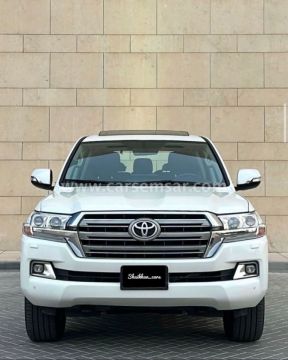 2018 تويوتا لاند كروزر GXR V8