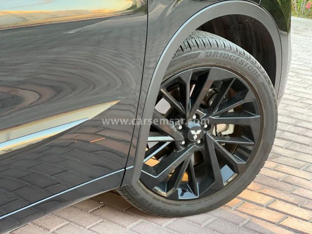2025 Mitsubishi Outlander 2.5 — photo 2 for sale in Qatar