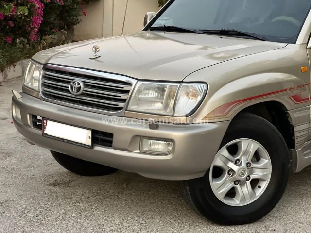 2004 Toyota Land Cruiser GXR — photo 2 for sale in Qatar