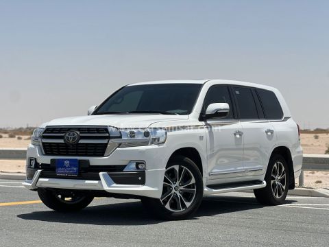 2021 تويوتا لاند كروزر VXR