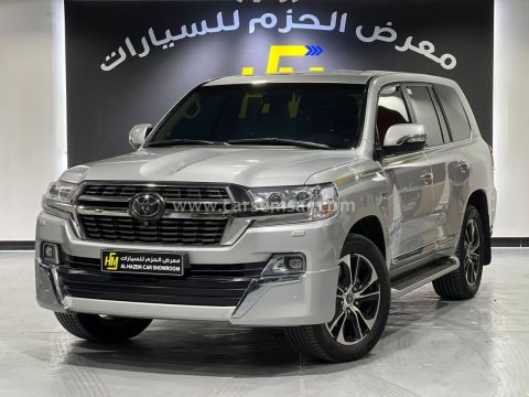 2021 تويوتا لاند كروزر VXR