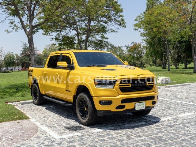 2020 Dodge Ram 1500 — photo 1 for sale in Qatar