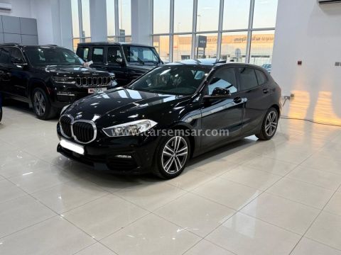 2021 بي ام دبليو X1 2.0