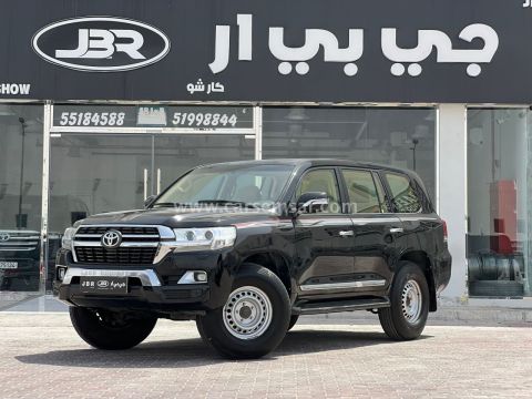 2016 تويوتا لاند كروزر GXR V8