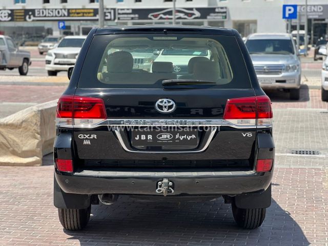 2016 Toyota Land Cruiser GXR V8 — photo 2 for sale in Qatar