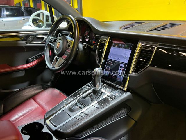 2018 Porsche Macan — photo 2 for sale in Qatar