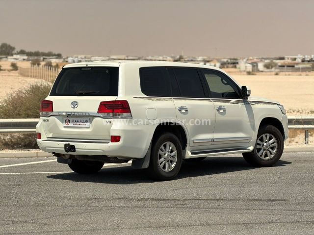 2011 Toyota Land Cruiser GX V8 — photo 2 for sale in Qatar