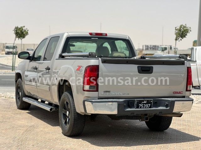 2009 GMC Sierra 1500 Crew Cab — photo 2 for sale in Qatar