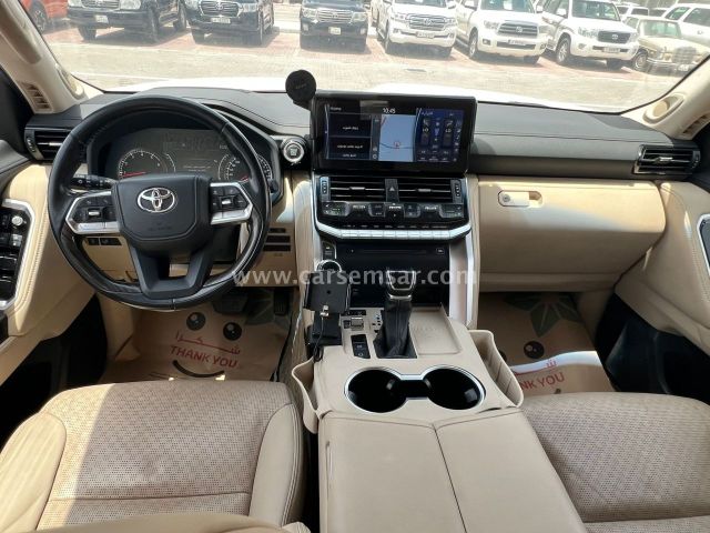 2022 Toyota Land Cruiser VXR Twin Turbo — photo 2 for sale in Qatar