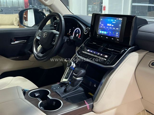 2026 Toyota Land Cruiser GXR V6 — photo 2 for sale in Qatar