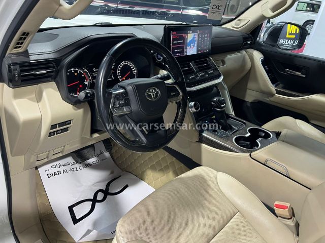 2022 Toyota Land Cruiser VX Twin Turbo — photo 2 for sale in Qatar