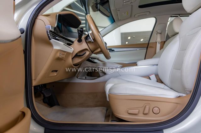 2023 Hyundai Azera — photo 2 for sale in Qatar