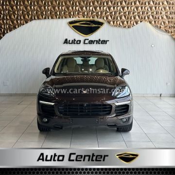 2016 Porsche Cayenne S