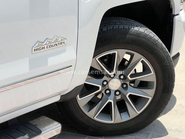 2016 Chevrolet Silverado Crew Cab LTZ — photo 2 for sale in Qatar