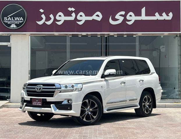 2019 Toyota Land Cruiser VXR — photo 1 for sale in Qatar