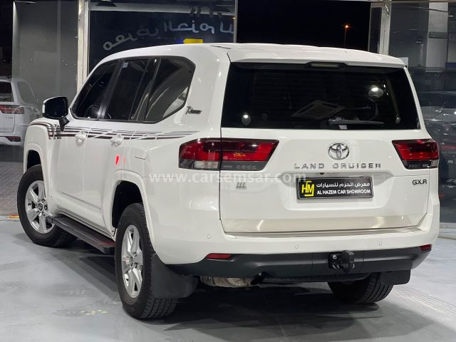 2022 Toyota Land Cruiser GXR V6 — photo 2 for sale in Qatar