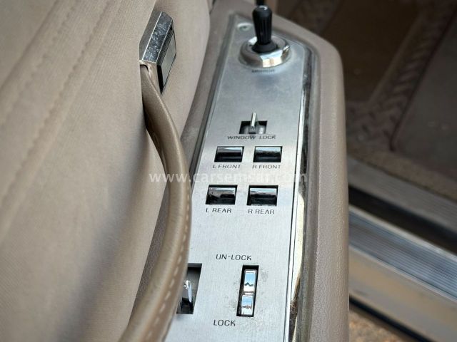 1988 Ford Crown Victoria — photo 2 for sale in Qatar