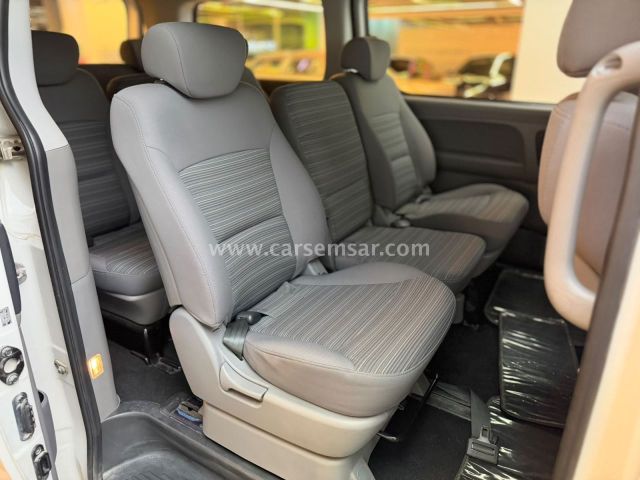 2020 Hyundai H1 2.4 — photo 2 for sale in Qatar