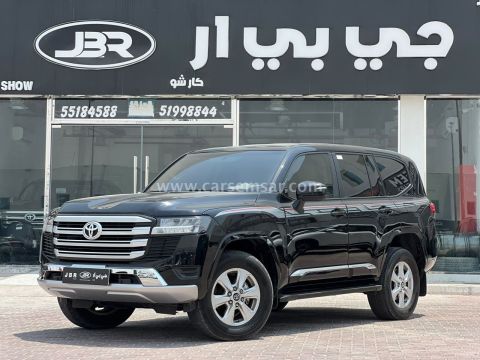 2023 تويوتا لاند كروزر جي اكس ار V6