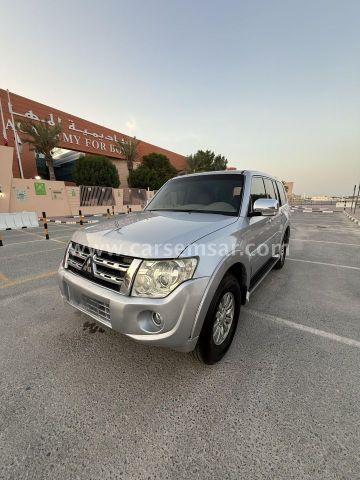 2013 Mitsubishi Pajero 3.5 V6 — photo 1 for sale in Qatar