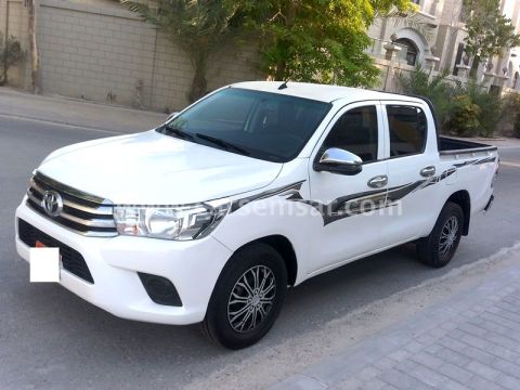 2023 تويوتا هايلكس 2.0