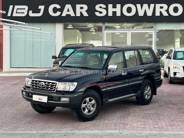 2003 Toyota Land Cruiser GXR — photo 1 for sale in Qatar
