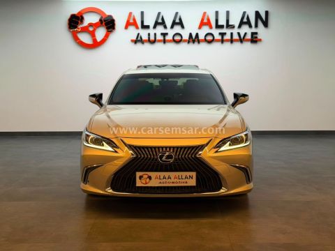 2019 لكزس إي اس ES 300h