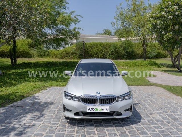 2021 BMW 3-Series 320i — photo 1 for sale in Qatar