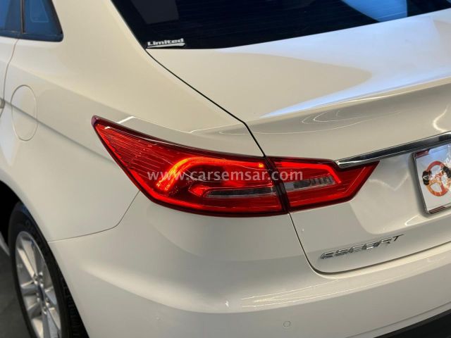 2020 Ford Escort — photo 2 for sale in Qatar