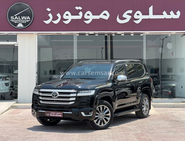 2022 Toyota Land Cruiser VXR — photo 1 for sale in Qatar